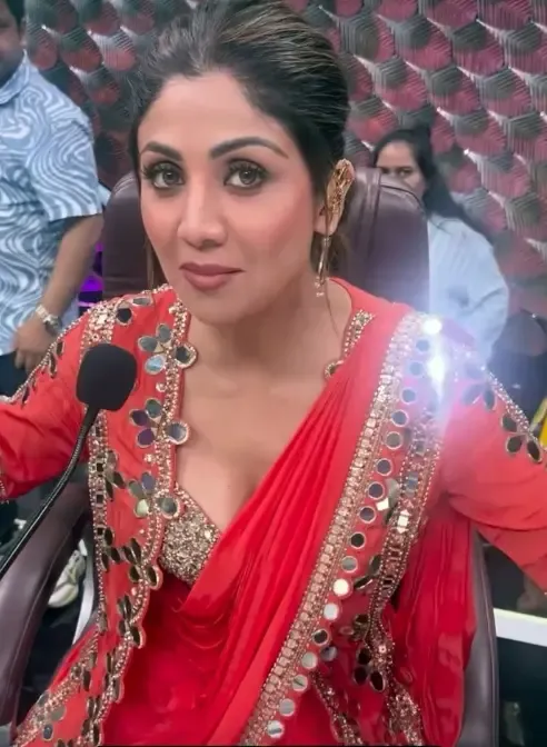 What Makes Shilpa Shetty's 'Sunday Binge' with Super Dancer Tots So Special?