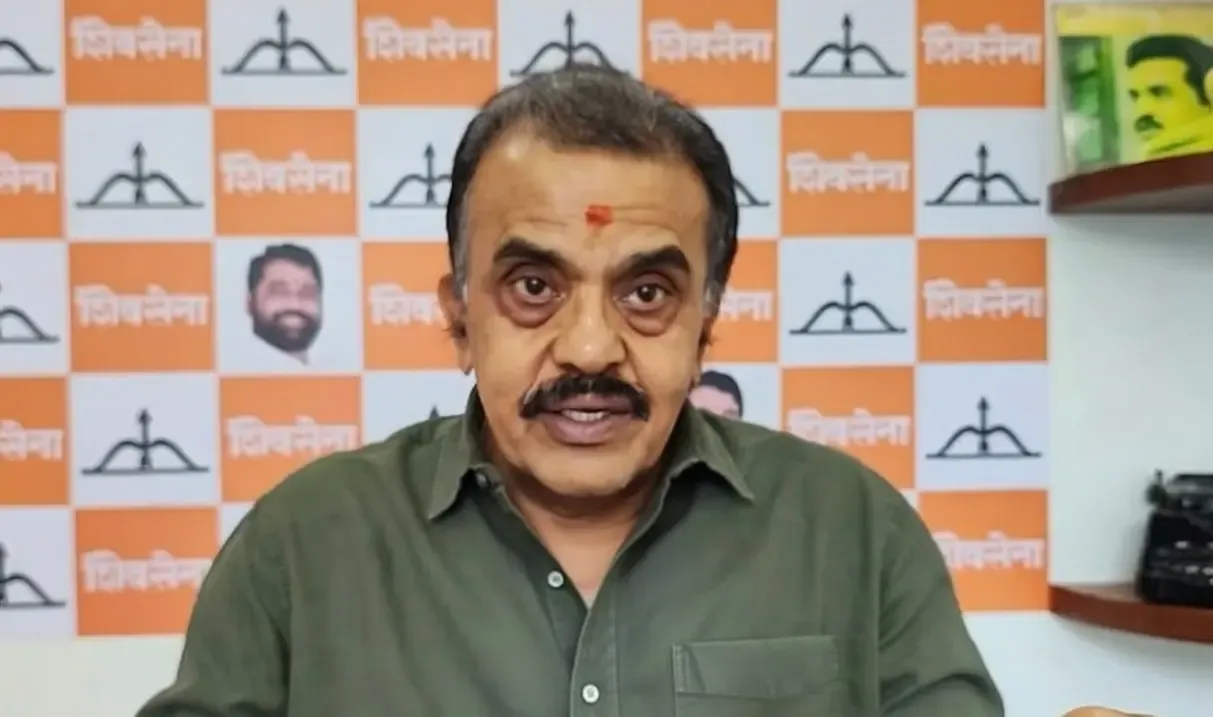 क्या शिवसेना के नवनिर्वाचित पार्षद होटल में हैं? संजय निरुपम ने किया खुलासा