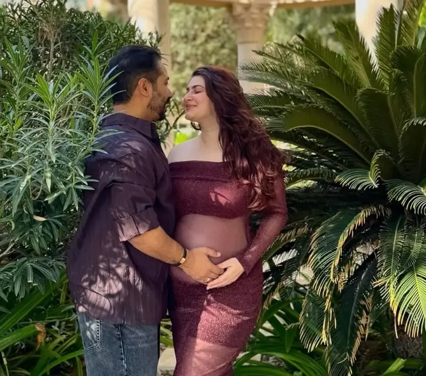 Did Shivaleeka Oberoi Celebrate 3 Years with Abhishek Pathak?