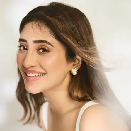Shivangi Joshi trolled for 'surprised' reaction at Sunita Ahuja's Lock Upp 2 party