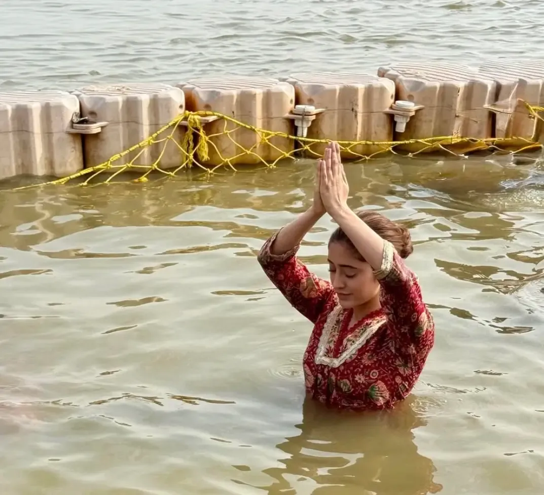 Shivangi Joshi Offers Glimpse into Her Spiritual Journey at Maha Kumbh