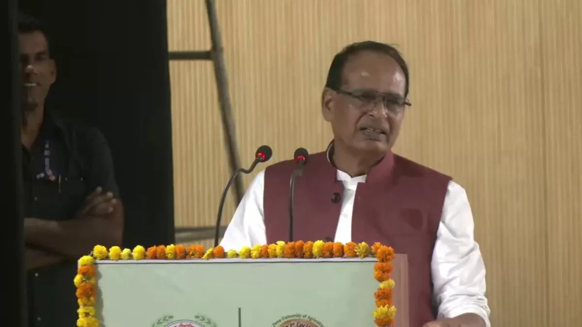 Shivraj hands UP CM Yogi agriculture roadmap for climate-resilient farming