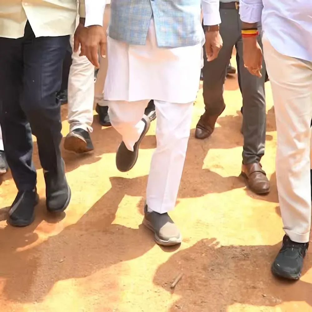 Shivraj leads mass tree plantation at Delhi's Central Ridge