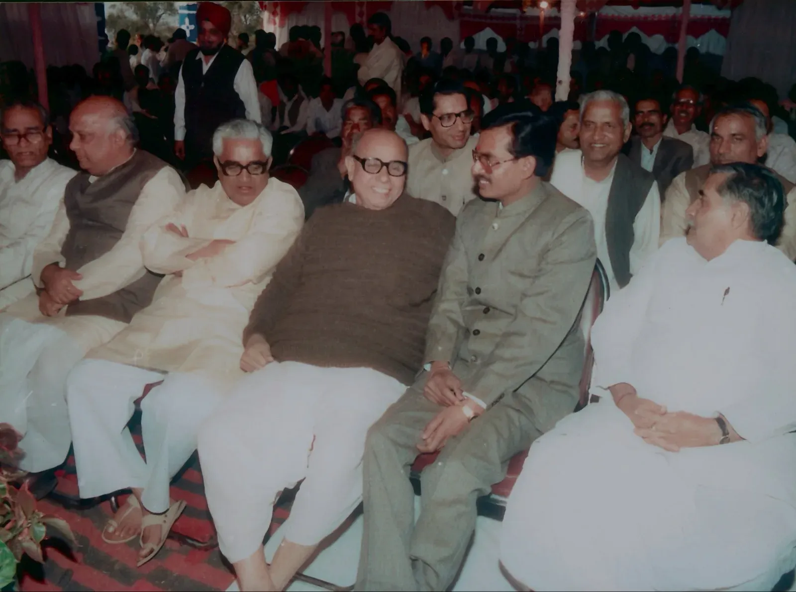 Shivraj pays tribute to BJP patriarch Kushabhau Thakre on Jayanti