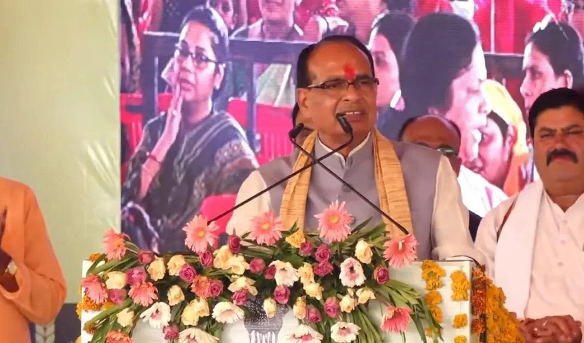 Shivraj Singh Chouhan Backs 'Khet Bachao Abhiyan' for Soil Health
