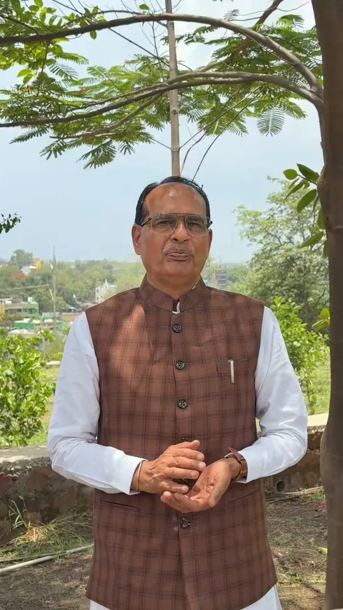 Shivraj Singh Chouhan Hails PM-KISAN Event in West Bengal