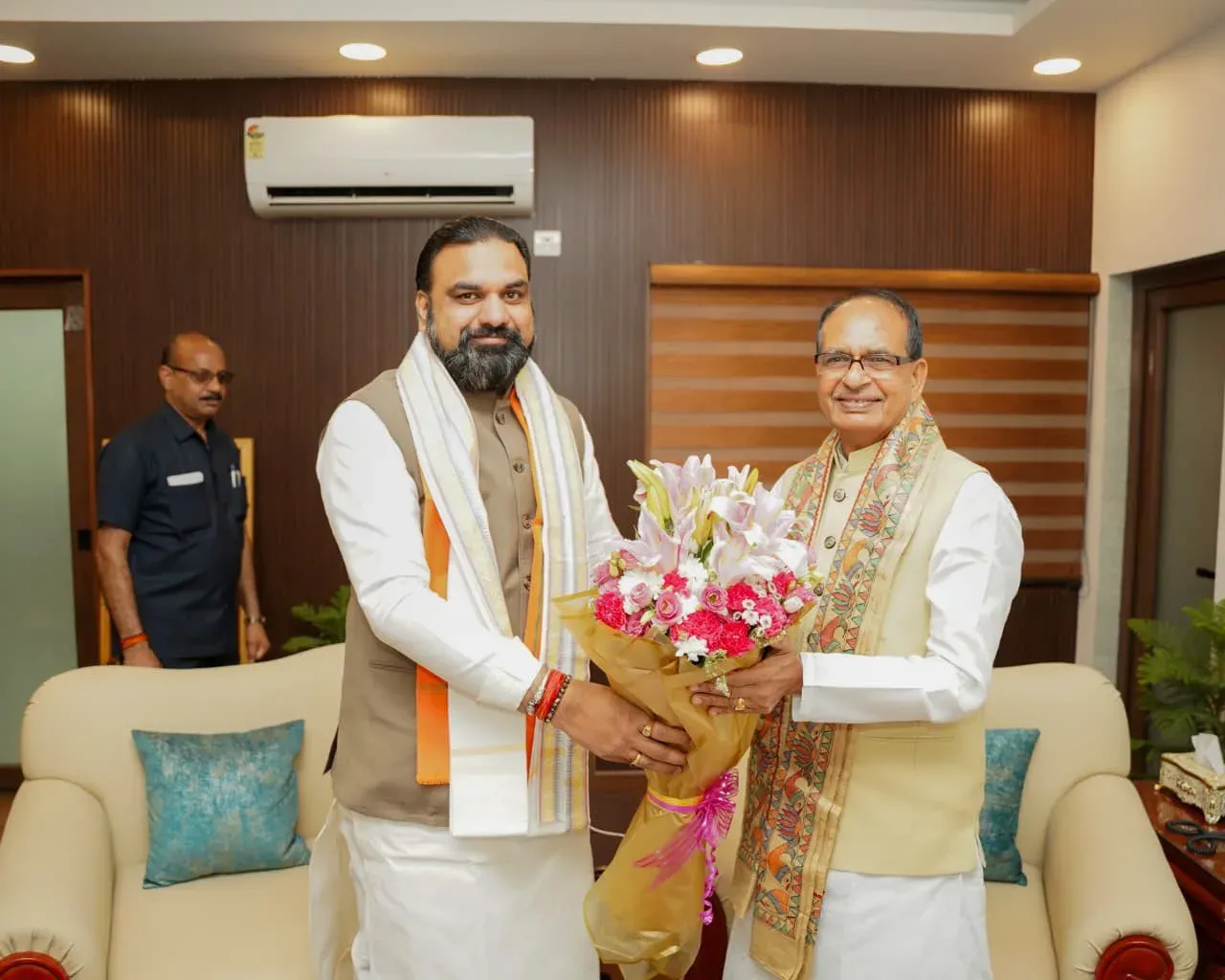 Shivraj Singh Chouhan Meets Bihar CM, Discusses Farm & Rural Policy