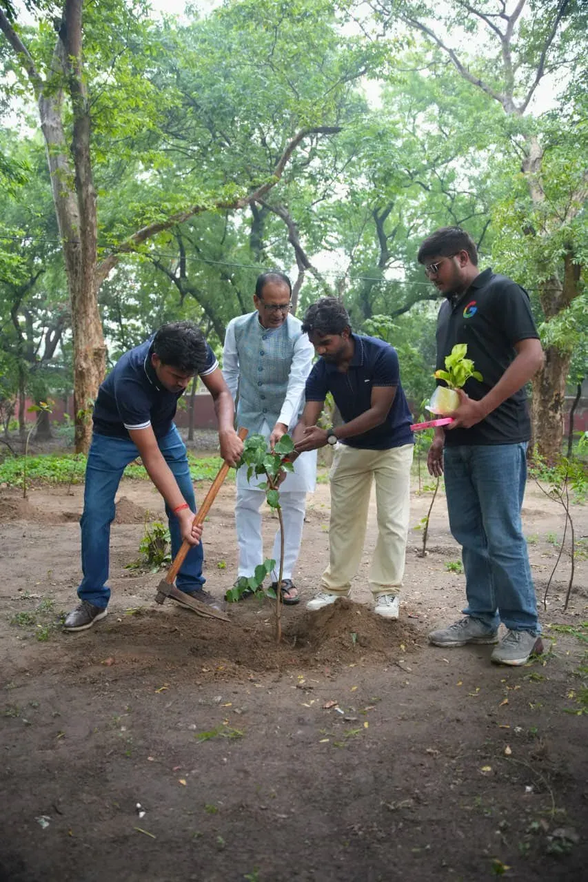 Shivraj Singh Chouhan Plants Sapling in Delhi, Launches 'Vriksh Mitra' Drive