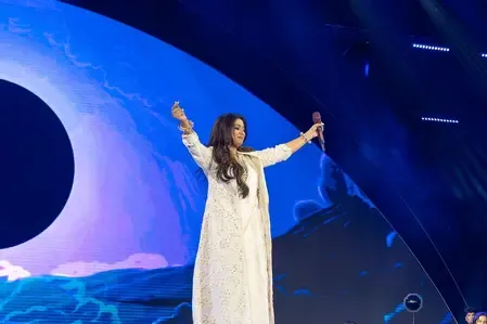 Shreya Ghoshal Honors Lata Mangeshkar in 'Letters to Lata Didi'