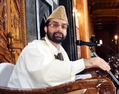 श्रीनगर: जामा मस्जिद के दरवाजे बंद, मीरवाइज उमर फारूक ने इजराइल से की तुलना