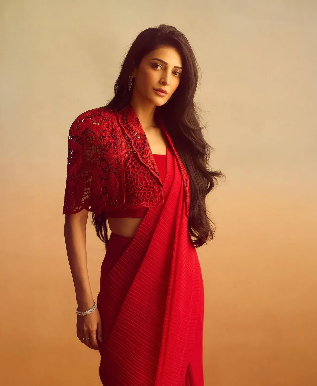Shruti Haasan recalls Kamal Haasan, Singeetham crafting 'masterpieces'