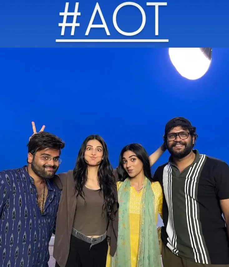 Shruti Haasan back on set for Dulquer Salmaan's 'Aakasam Lo Oka Tara'