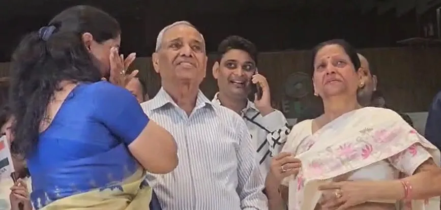 How did Shubhanshu Shukla's family react to his return from space?