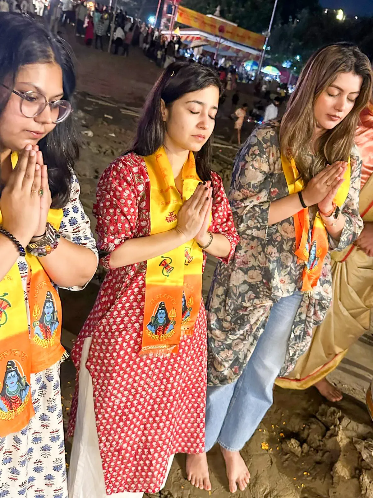 Did Shweta Tripathi Perform Aarti at Ganga Ghat in Benares?