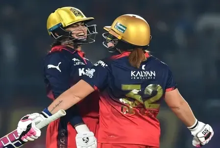 Did Siddaramaiah and Kumaraswamy Congratulate RCB Women’s Team for Winning the WPL Trophy?