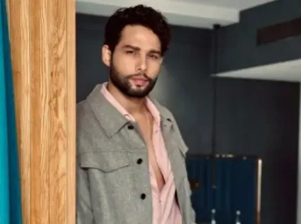 How Did Siddhant Chaturvedi's ‘Do Deewane Seher Mein’ Aid His Healing Process?