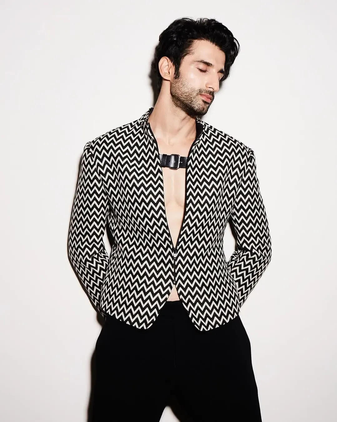 Sidhant Shares Wisdom from Mother and Grandmother That Keeps Him Grounded