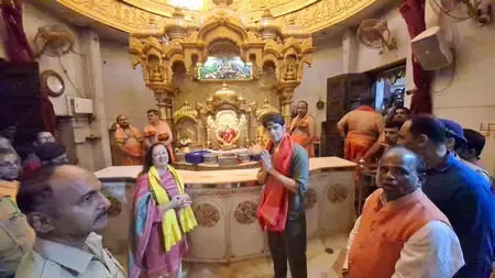 Did Sidharth Malhotra Visit Siddhivinayak Temple After Welcoming His Daughter?