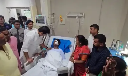 सिलीगुड़ी में घायल भाजपा नेताओं से मिले बिप्लब देब, बोले- टीएमसी की उलटी गिनती शुरू