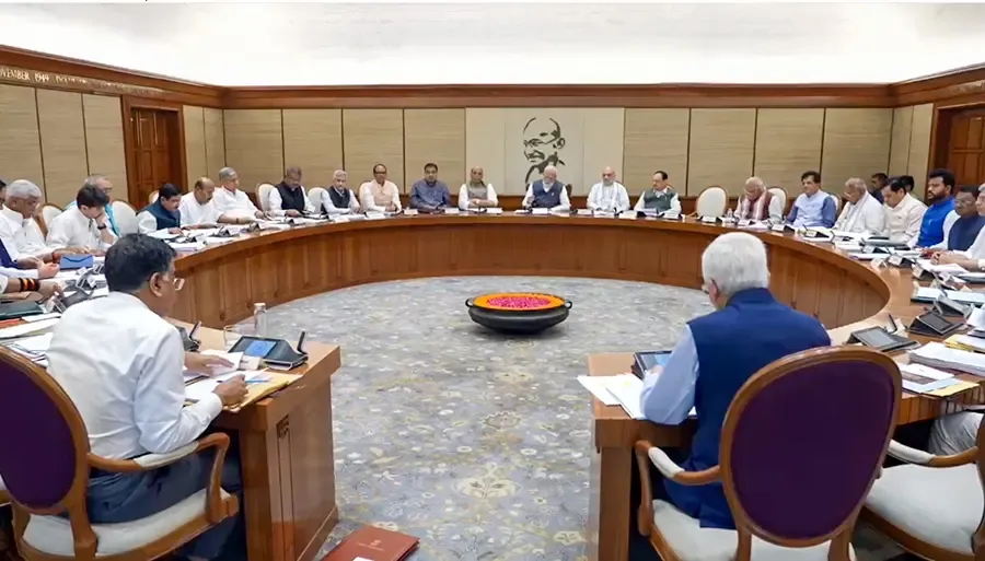 Did the Centre Declare SIMI and PFI as Unlawful Associations?