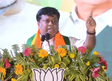 क्या सुकांत मजूमदार और निसिथ प्रमाणिक ने टीएमसी पर एसआईआर में रुकावट लगाने का आरोप लगाया?