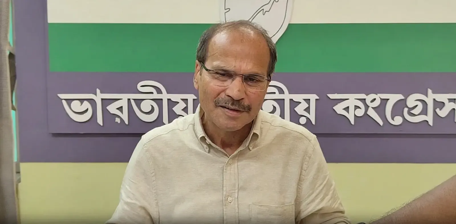 एसआईआर विवाद: विपक्ष ने मुख्य चुनाव आयुक्त ज्ञानेश कुमार को बताया 'मोहरा', माफी की माँग