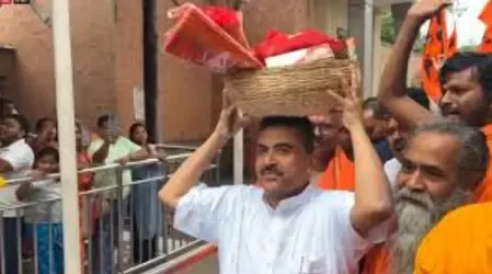 Suvendu Adhikari Claims Mamata Banerjee's Panic is Evident in Her Body Language
