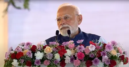 क्या सिर पर संविधान रखकर नाचने वालों ने संविधान को कुचला? : पीएम नरेंद्र मोदी