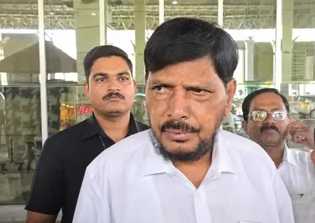 एसआईआर प्रक्रिया पर सुप्रीम कोर्ट का फैसला सराहनीय, हर मुद्दे पर राजनीति नहीं: आठवले