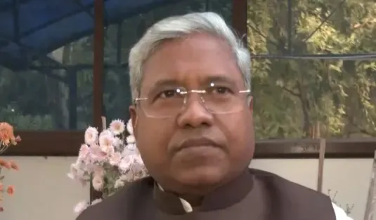 क्या एसआईआर से असली वोटरों की पहचान होती है?: संतोष कुमार सुमन