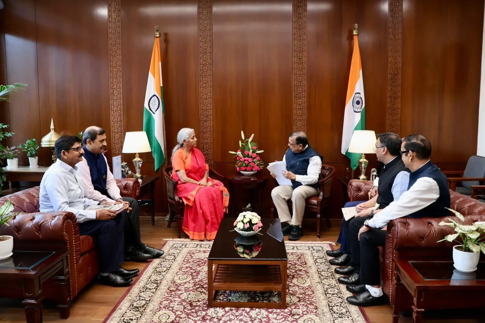 Sitharaman meets Bihar Chamber of Commerce delegation