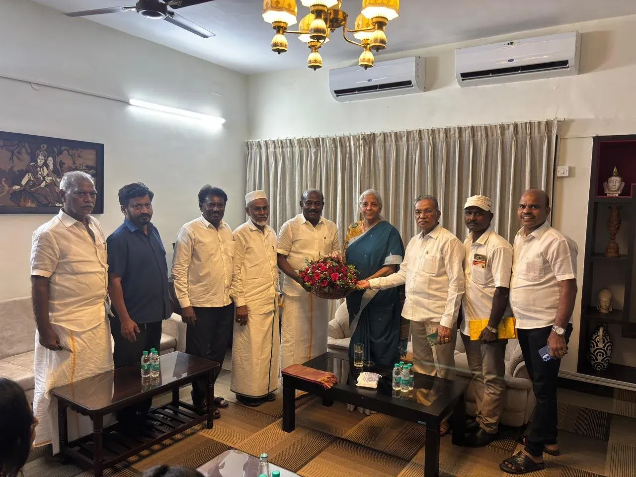 Sitharaman meets Tamil Nadu traders delegation in Chennai