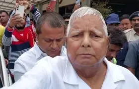 Is Lalu Yadav Signaling the End of Nitish's Rule in Bihar?