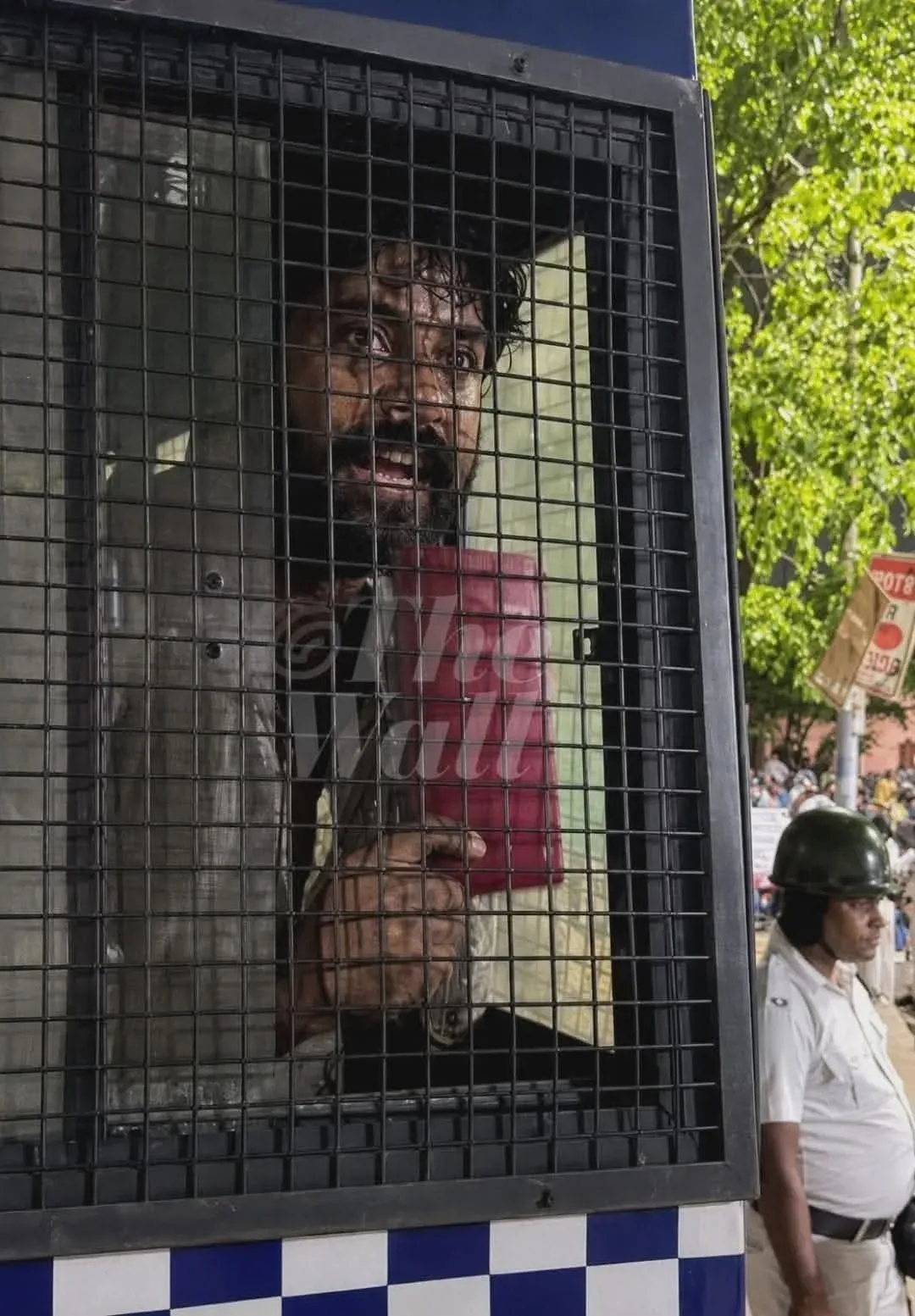 CPI(M) clash in Kolkata: 15 injured, 6 arrested over Jadavpur hawker eviction