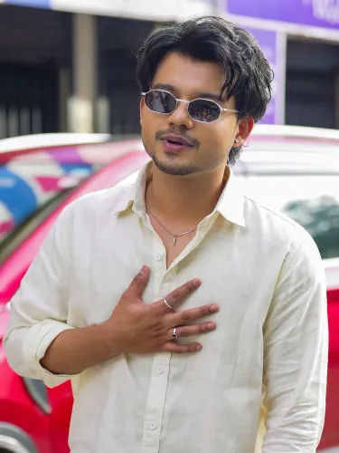 Mumbai: Riyaz Aly Spotted in Andheri