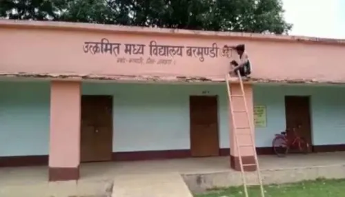 Jharkhand's 103 Government Schools Have No Students; 7,930 Schools Operate with Just One Educator