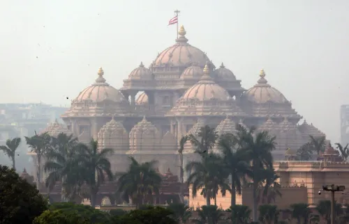 Grand Consecration of a 108-Foot Swaminarayan Statue in Delhi's Akshardham