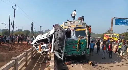 Ten Kumbh Pilgrims Die in Two Separate Road Incidents in Bihar and MP