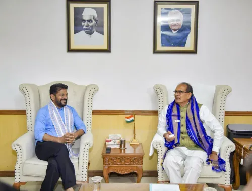 तेलंगाना को 11.56 लाख PMAY-G आवास दिलाने की माँग, सीएम रेवंत रेड्डी ने शिवराज से की अपील