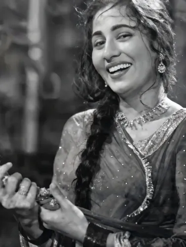 महज 12 वर्ष की आयु में ड्राइविंग सीखकर समाज की सीमाओं को तोड़ने वाली मधुबाला
