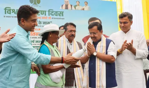 New Delhi: BJP 'Ek Ped Maa Ke Naam' Campign