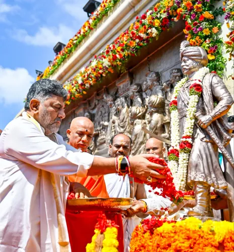 बेंगलुरु हवाई अड्डे पर केम्पेगौड़ा जयंती का भव्य आयोजन