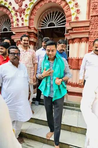 Birbhum: Abhishek Banerjee pays homage at Maa Fullara Mandir