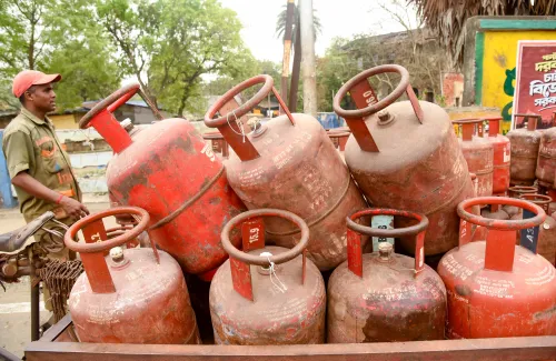 Increase in Domestic LPG Cylinder Costs in Kolkata