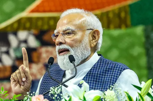 सूरत में मोदी का राष्ट्र संबोधन