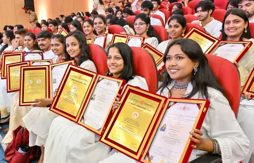 Bengaluru: Notable Figures Honored at University Graduation Ceremony