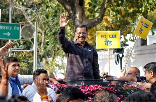 नई दिल्ली: AAP ने केजरीवाल की बरी होने पर उत्सव मनाया