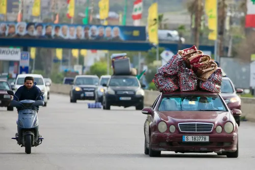 Qasmiyeh: Residents make their way home after the Israel-Lebanon truce