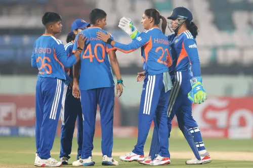 How Did Indian Bowlers Restrict Sri Lanka to 121/6 in the 1st T20I?