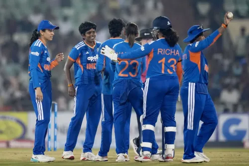 Nandni Sharma's 2-11 helps India restrict Zimbabwe to 114/5 in 1st Women's T20I